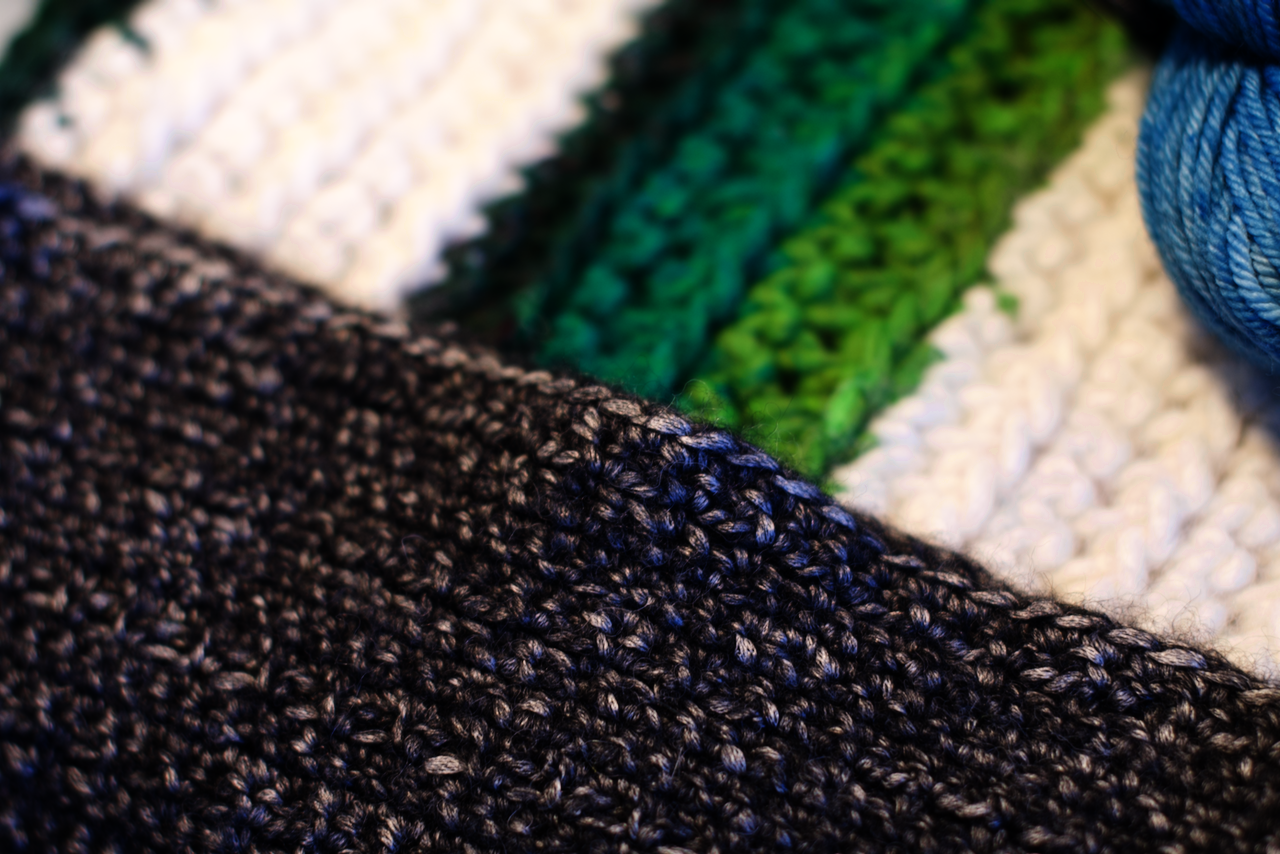 Retourner à la couture et le crochet