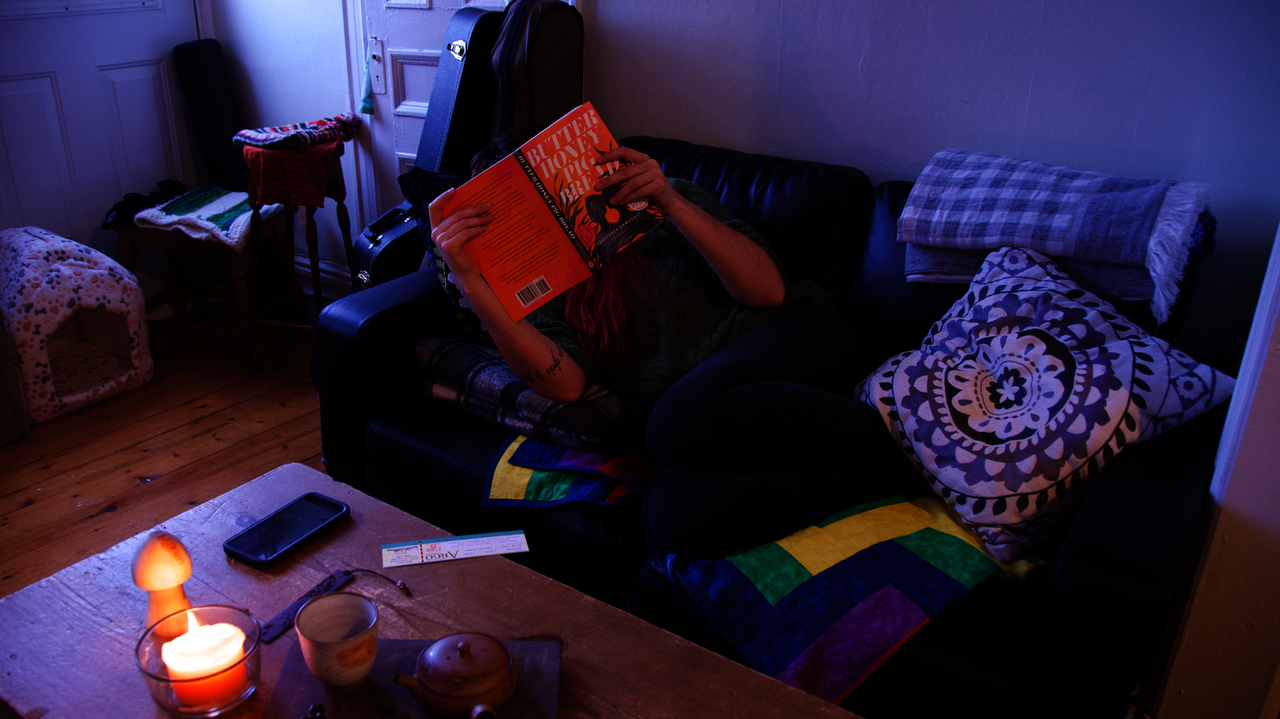 I launched a bookish vlog!